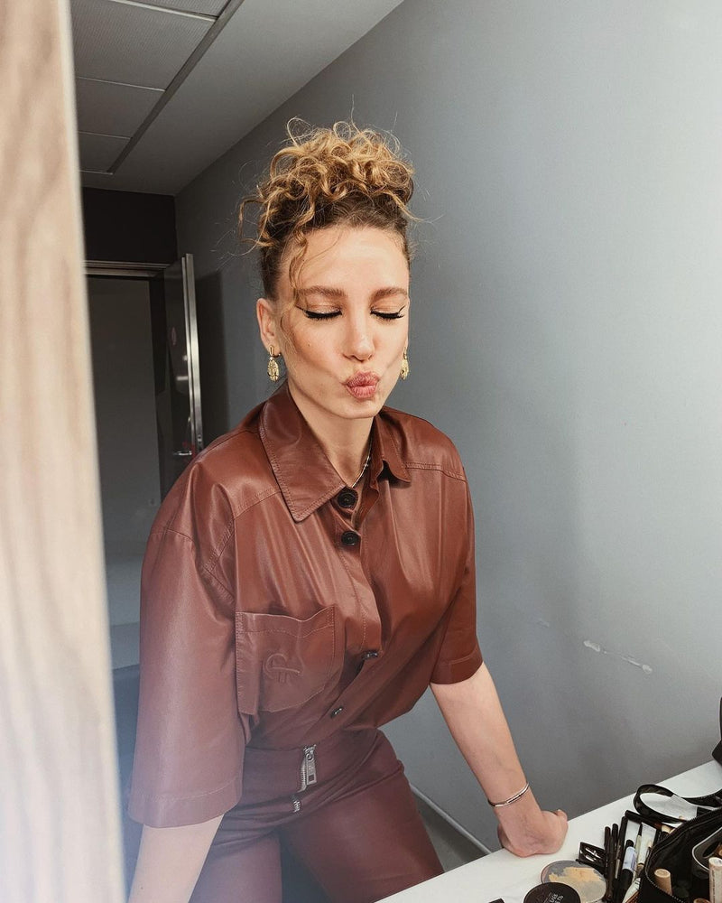 SERENAY SARIKAYA IN SHORT SLEEVE SHIRT AND RAVER PANTS
