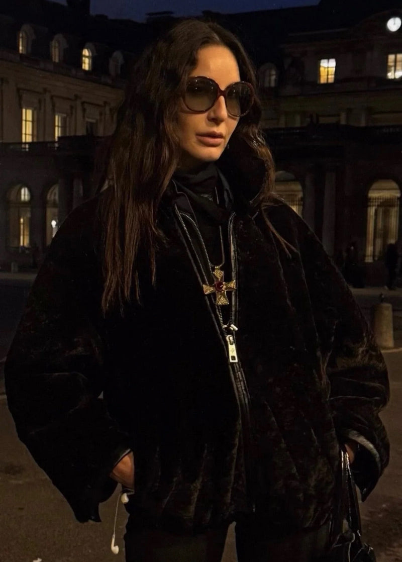 ECE SÜKAN IN WHISPER JACKET