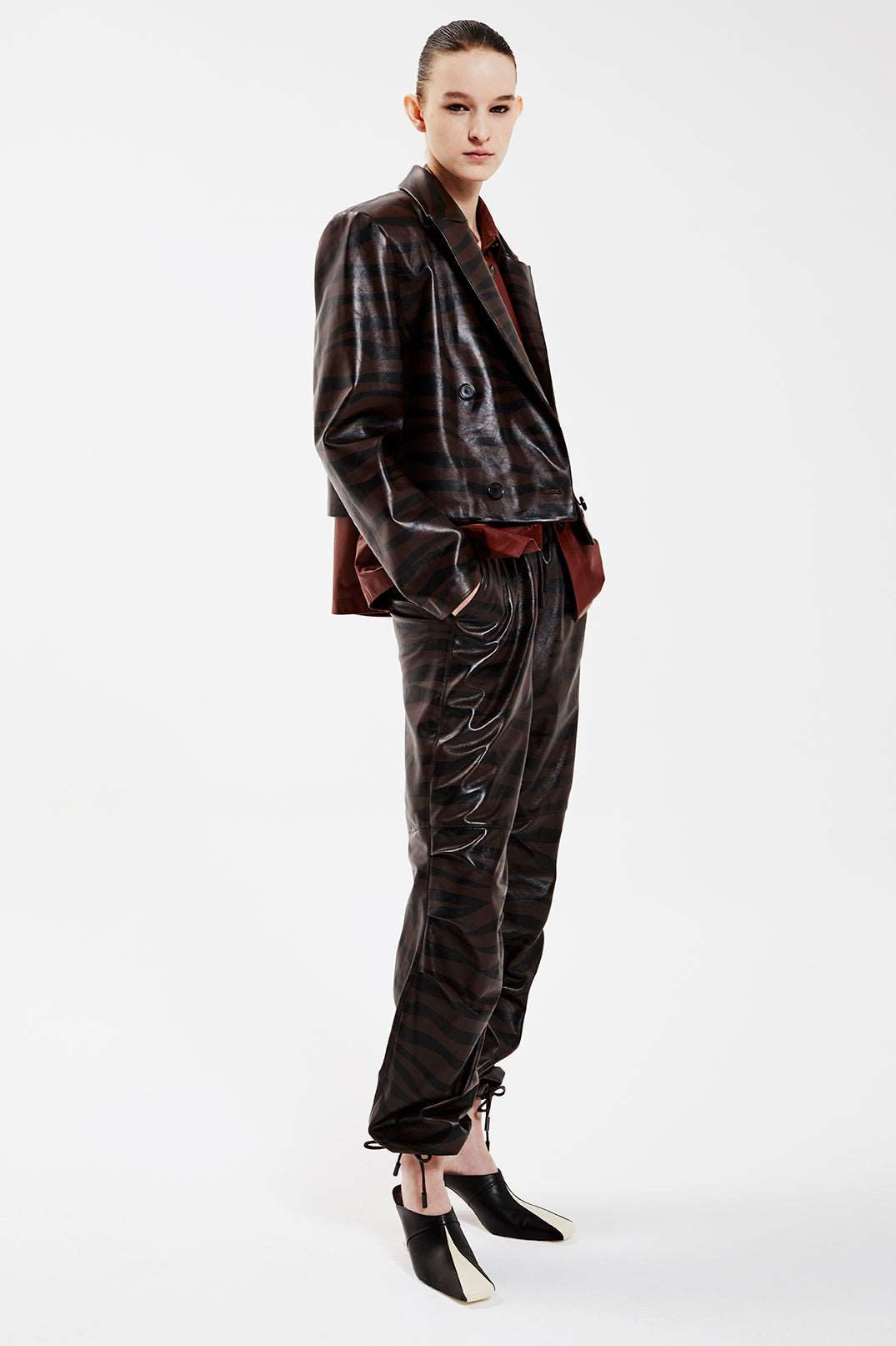 CL CROPPED BLAZER - BROWN ZEBRA