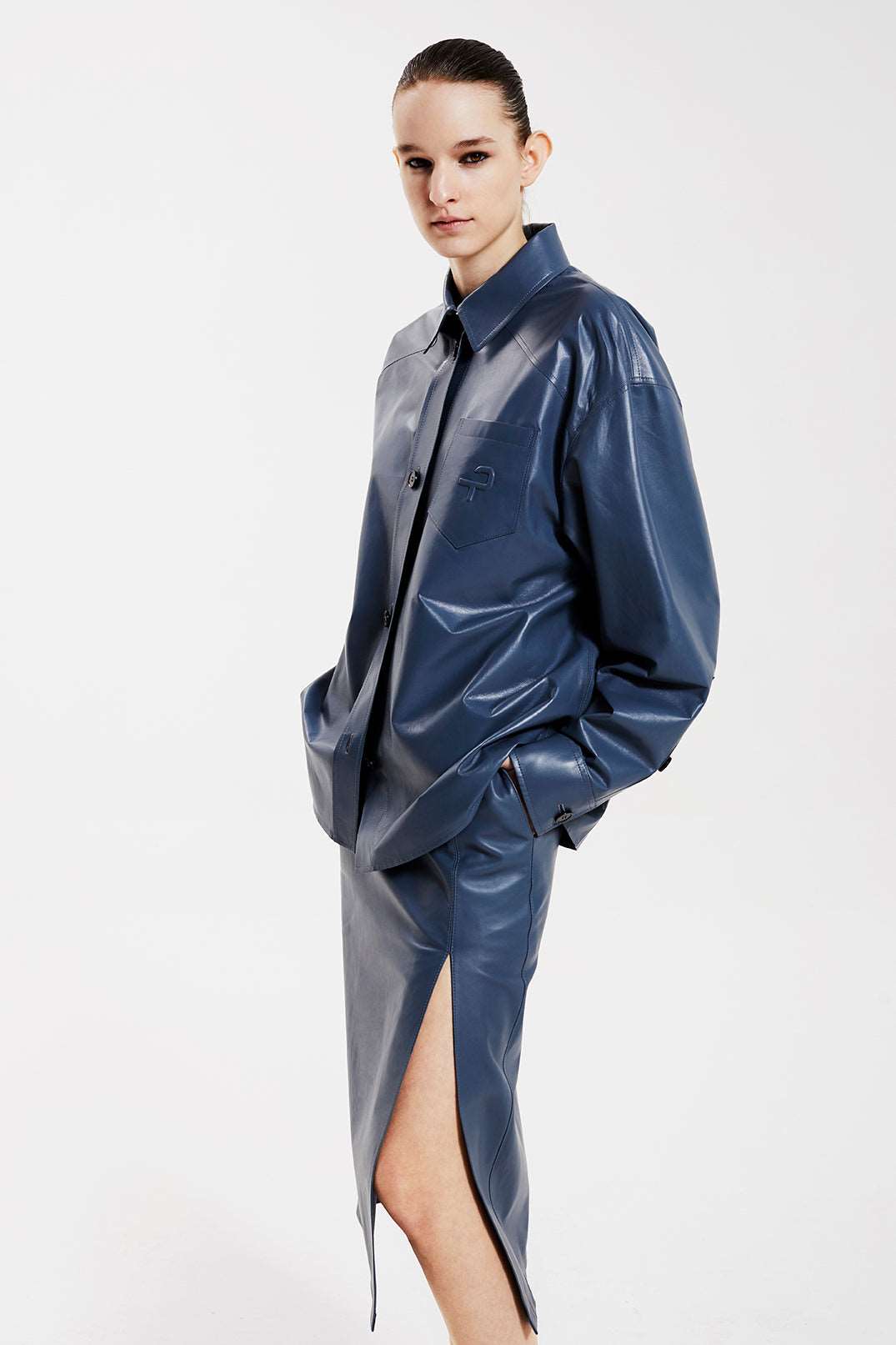 FEEL BIZ.SKIRT WITH 2 SLITS