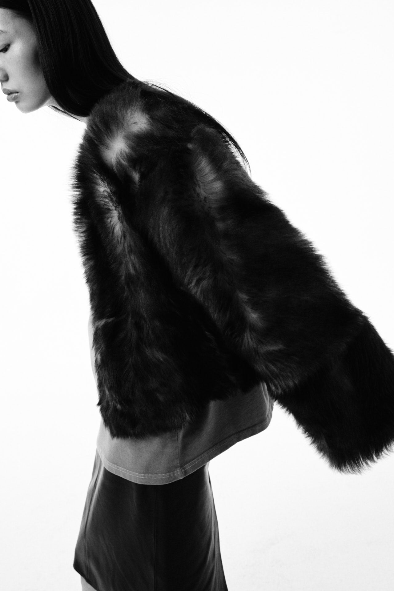 Shaggy Baby Toscana Shearling Wool Collarless Coat