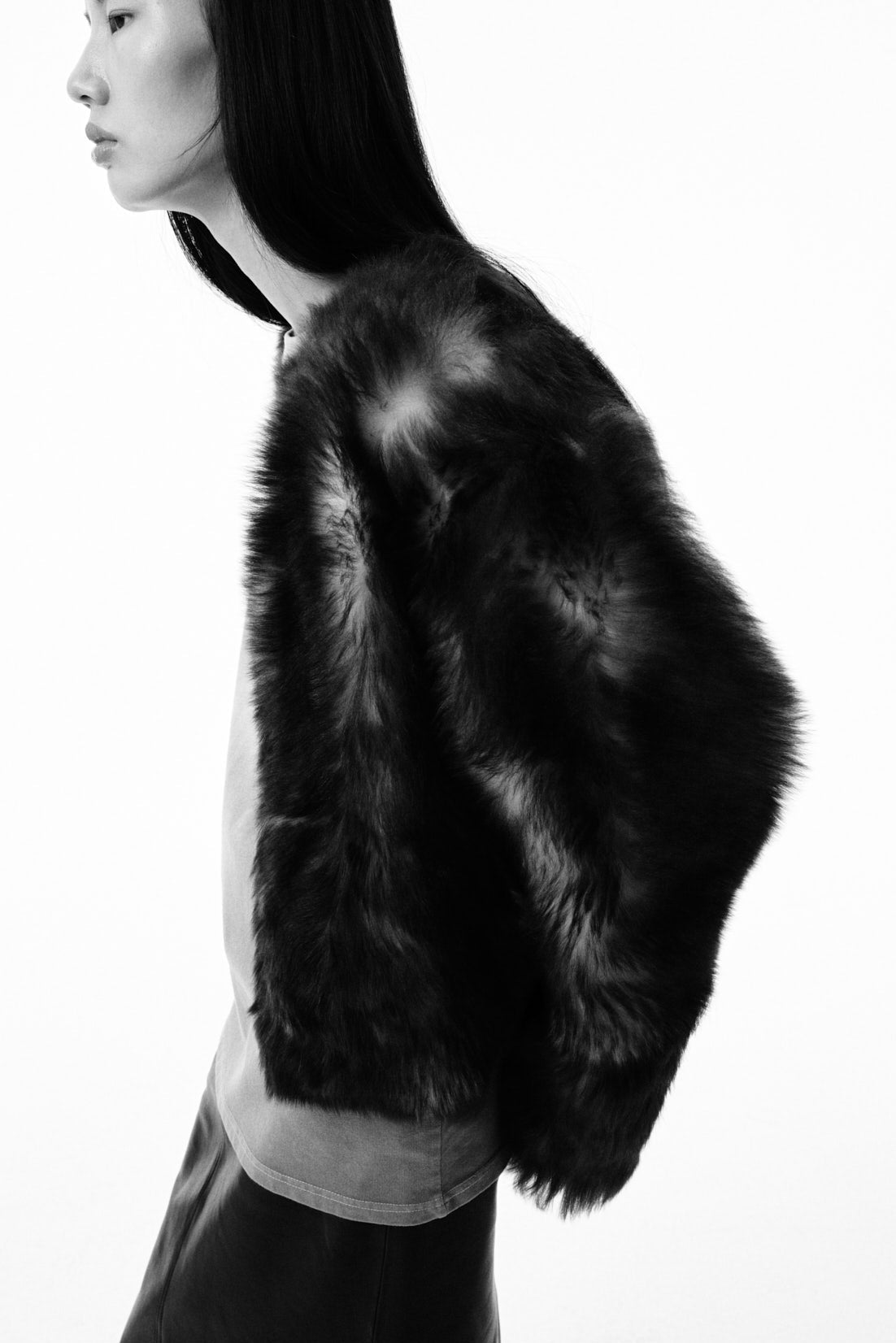 Shaggy Baby Toscana Shearling Wool Collarless Coat