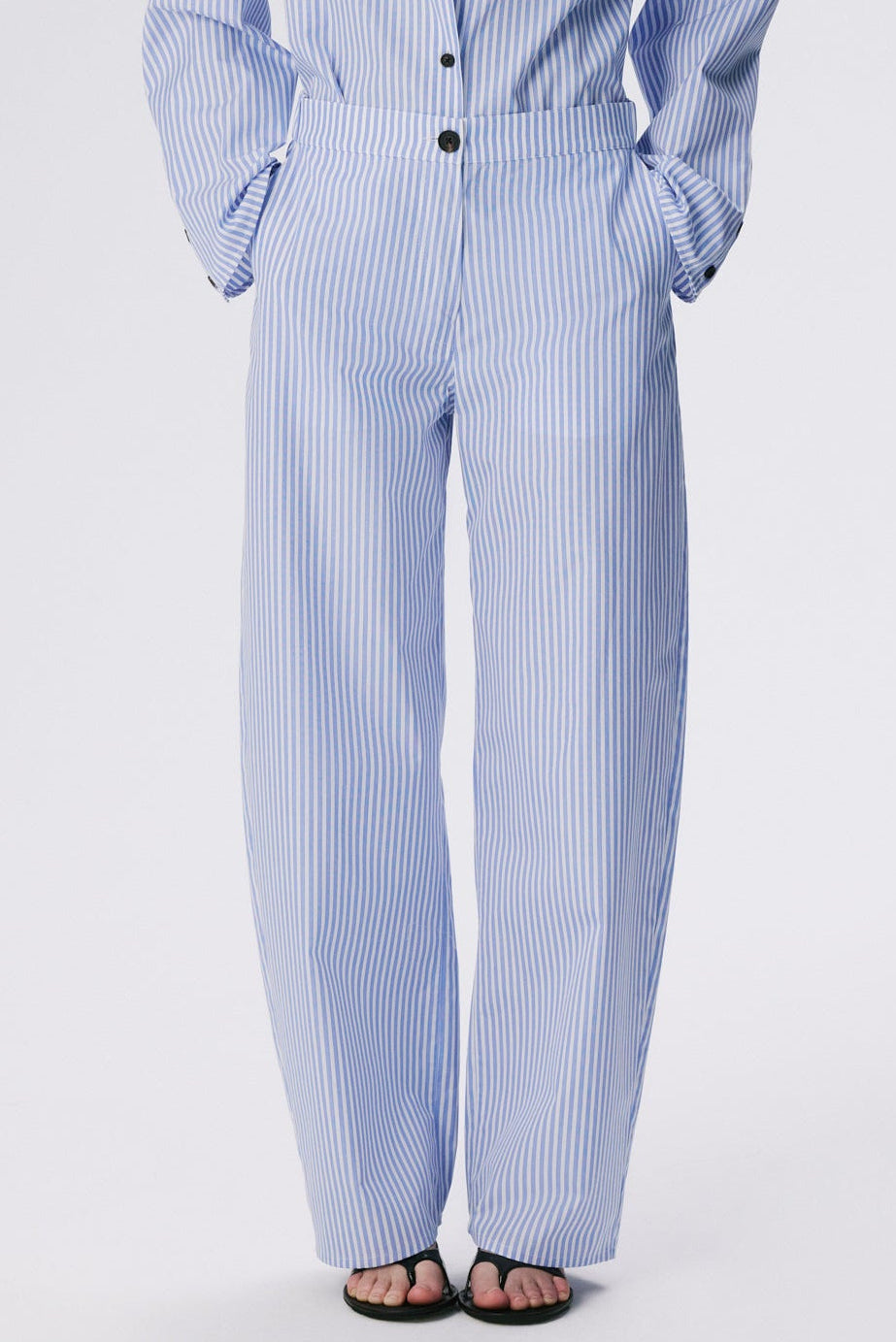 Soft Curve Barrel Pants | Cotton Poplin – Blue Stripe