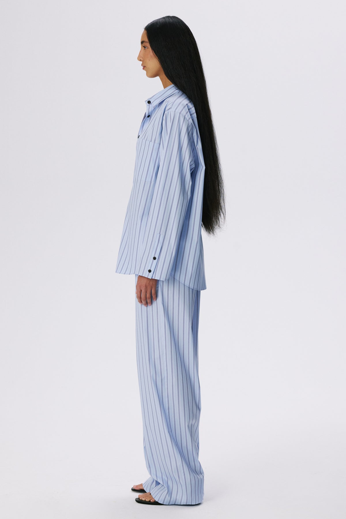 Stance Shirt | Cotton Poplin – Slate Blue / Black Stripe