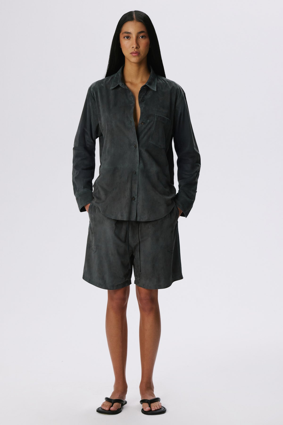 Divine Shirt | Metis Suede – Graphite