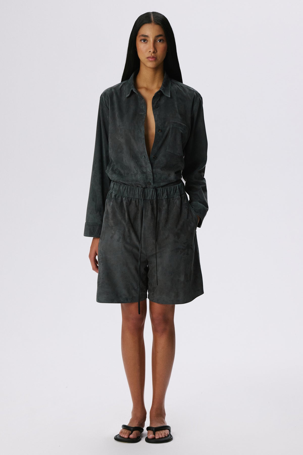 Pull-On Lounge Shorts | Metis Suede – Graphite