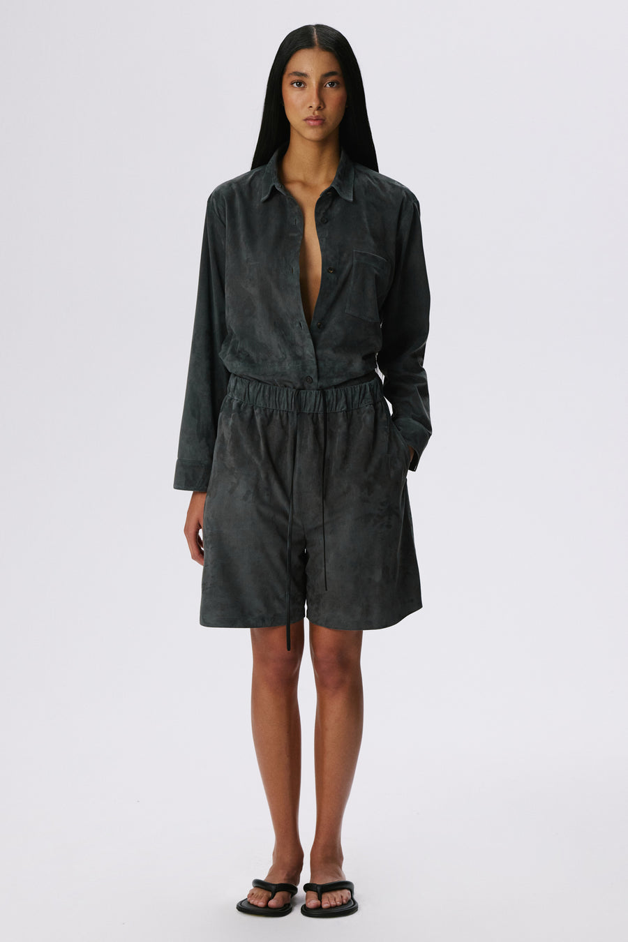 Divine Shirt | Metis Suede – Graphite