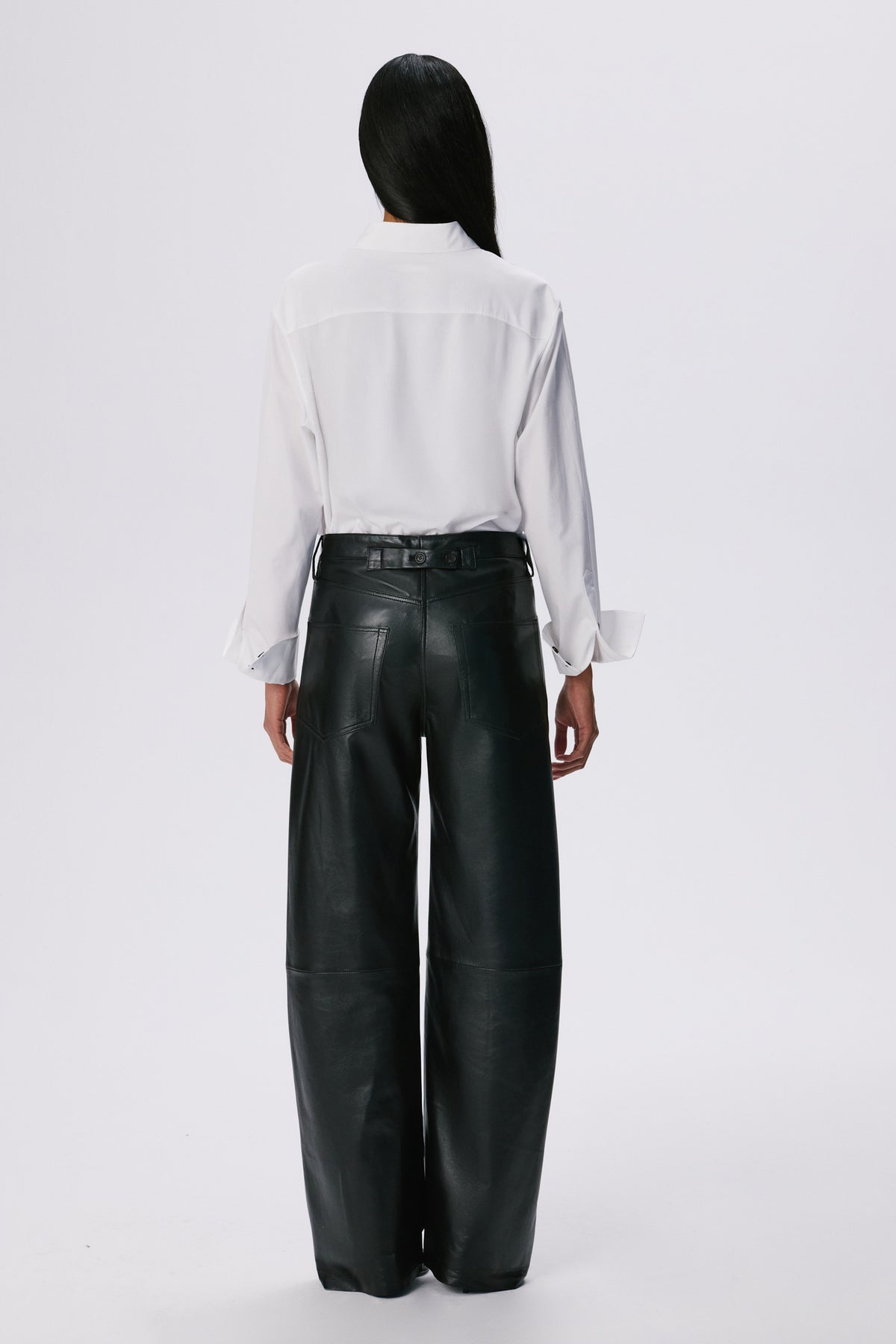 Soft Curve Barrel Pants | Leather – Black