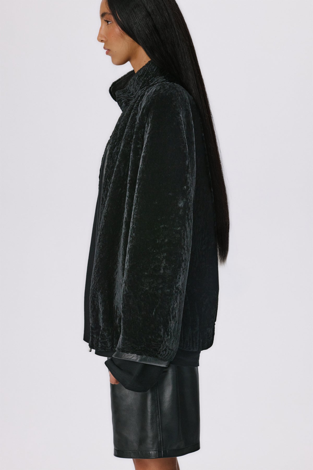 Whisper Jacket X | Cosmos Shearling - Black