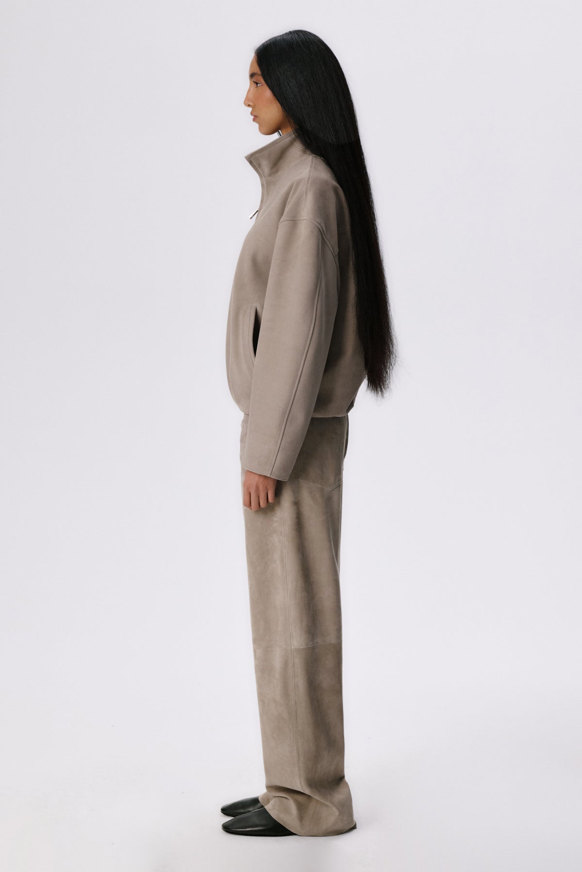 Soft Curve Barrel Pants | Suede – Bamboo Beige