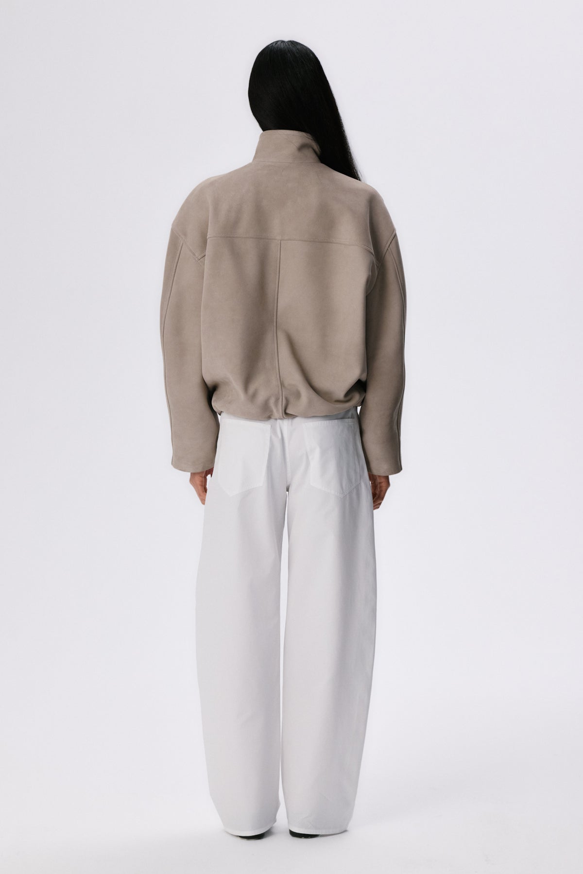 Leisure Bomber | Suede – Bamboo Beige