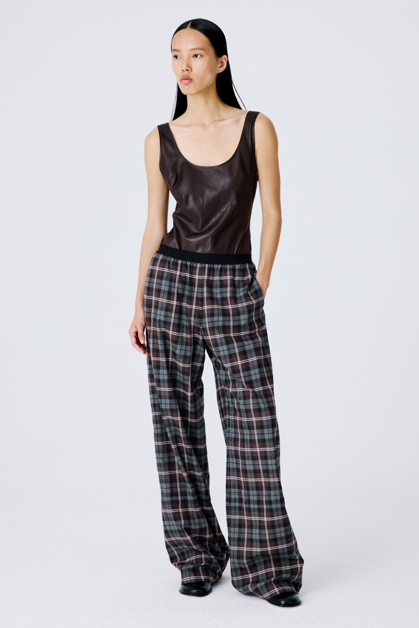 Lounge Pants In Plaid - Dark Brown