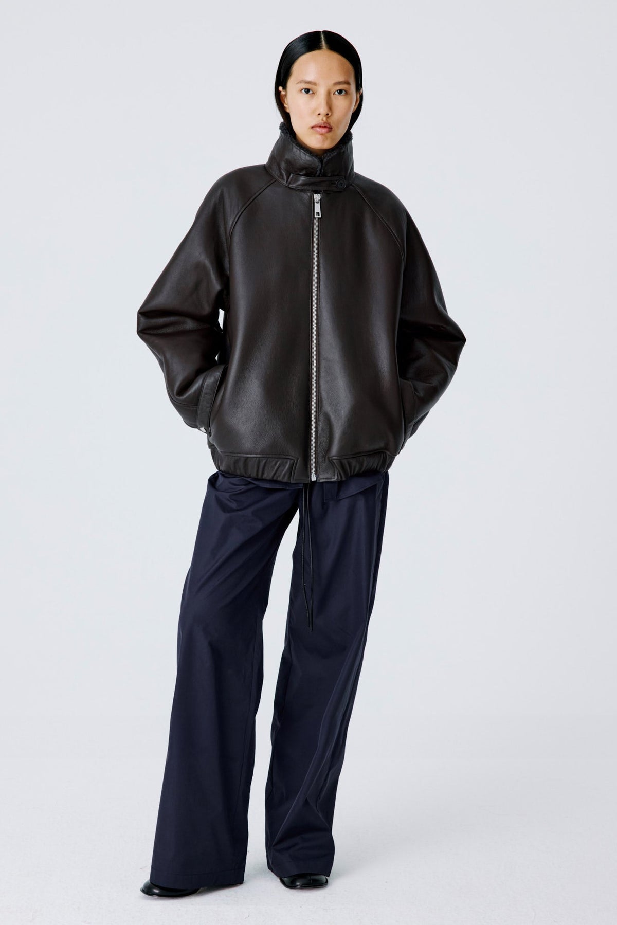 Whisper Jacket | Semi-Curly Merino Shearling – Dark Brown/Grey