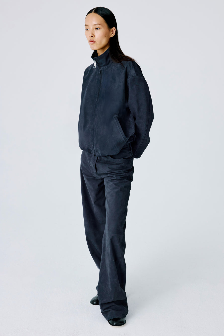 Soft Curve Barrel Pants | Nubuck – Navy