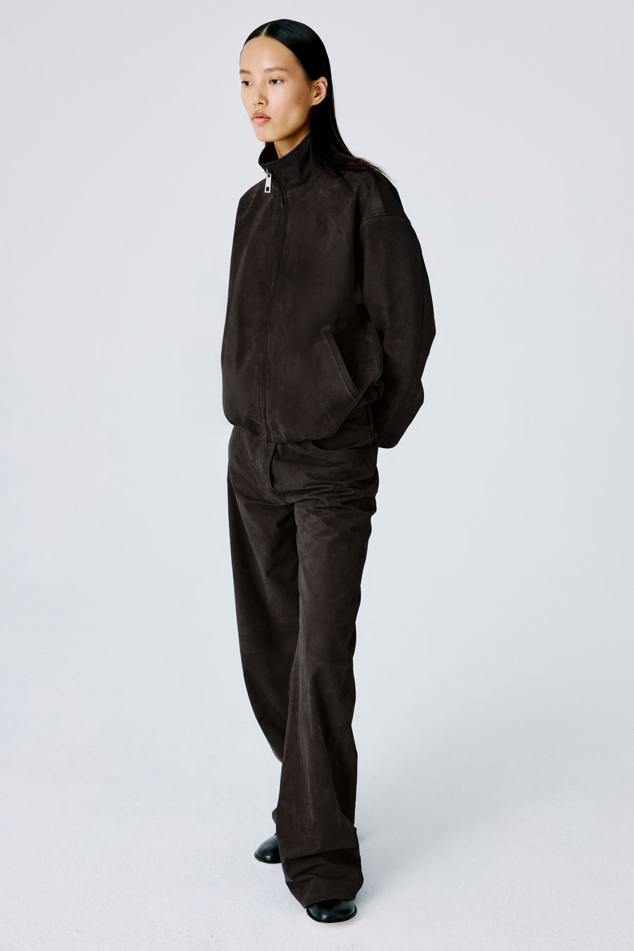 Soft Curve Barrel Pants | Suede – Burnt Oak