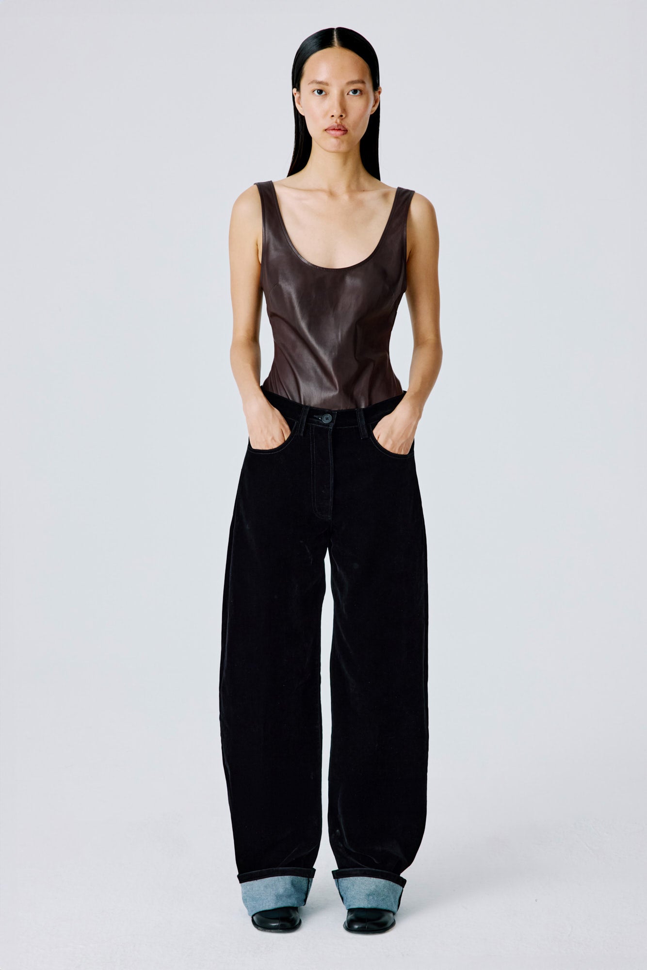Soft Curve Barrel Pants Black Flock