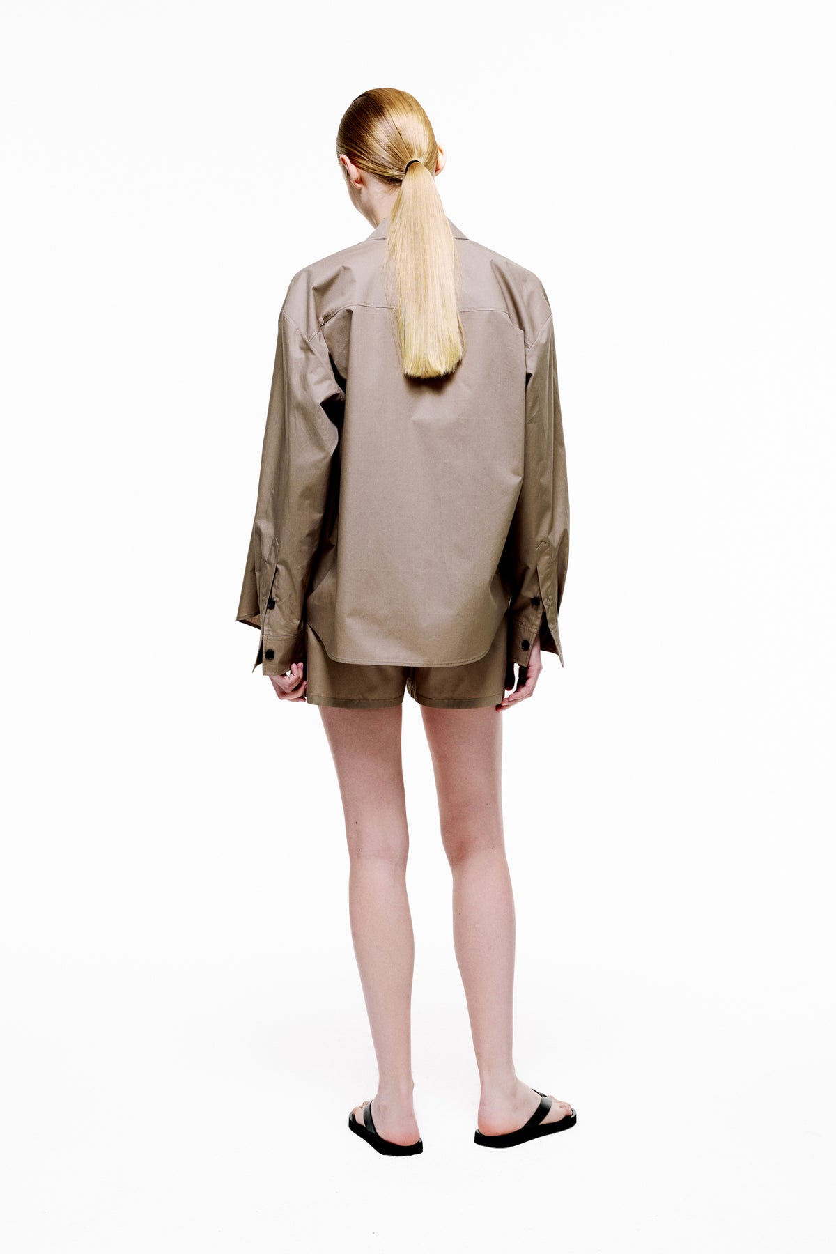 Everyday Icon Shirt | Cotton Poplin – Light Taupe