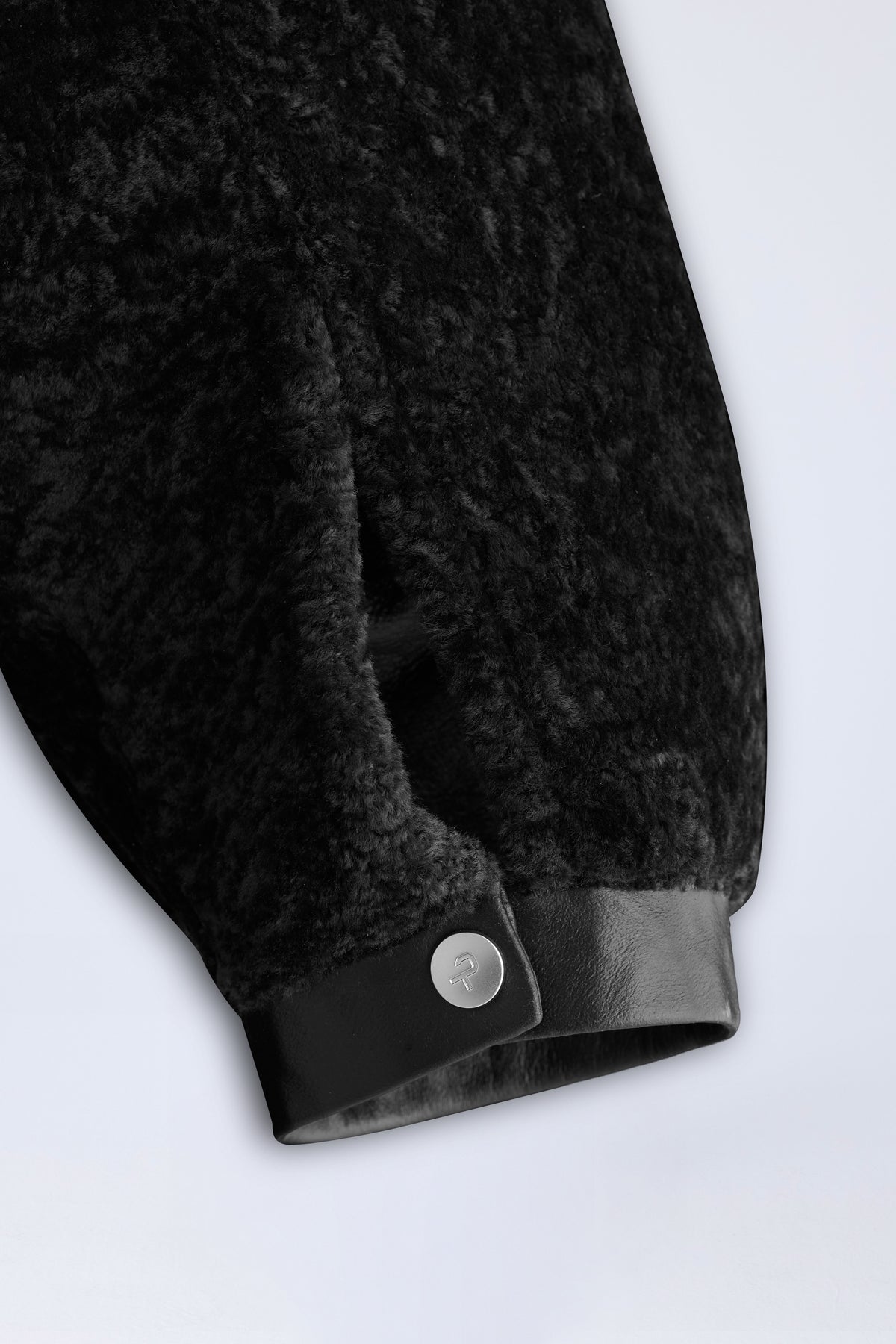 Whisper Jacket | Cosmos Shearling – Black
