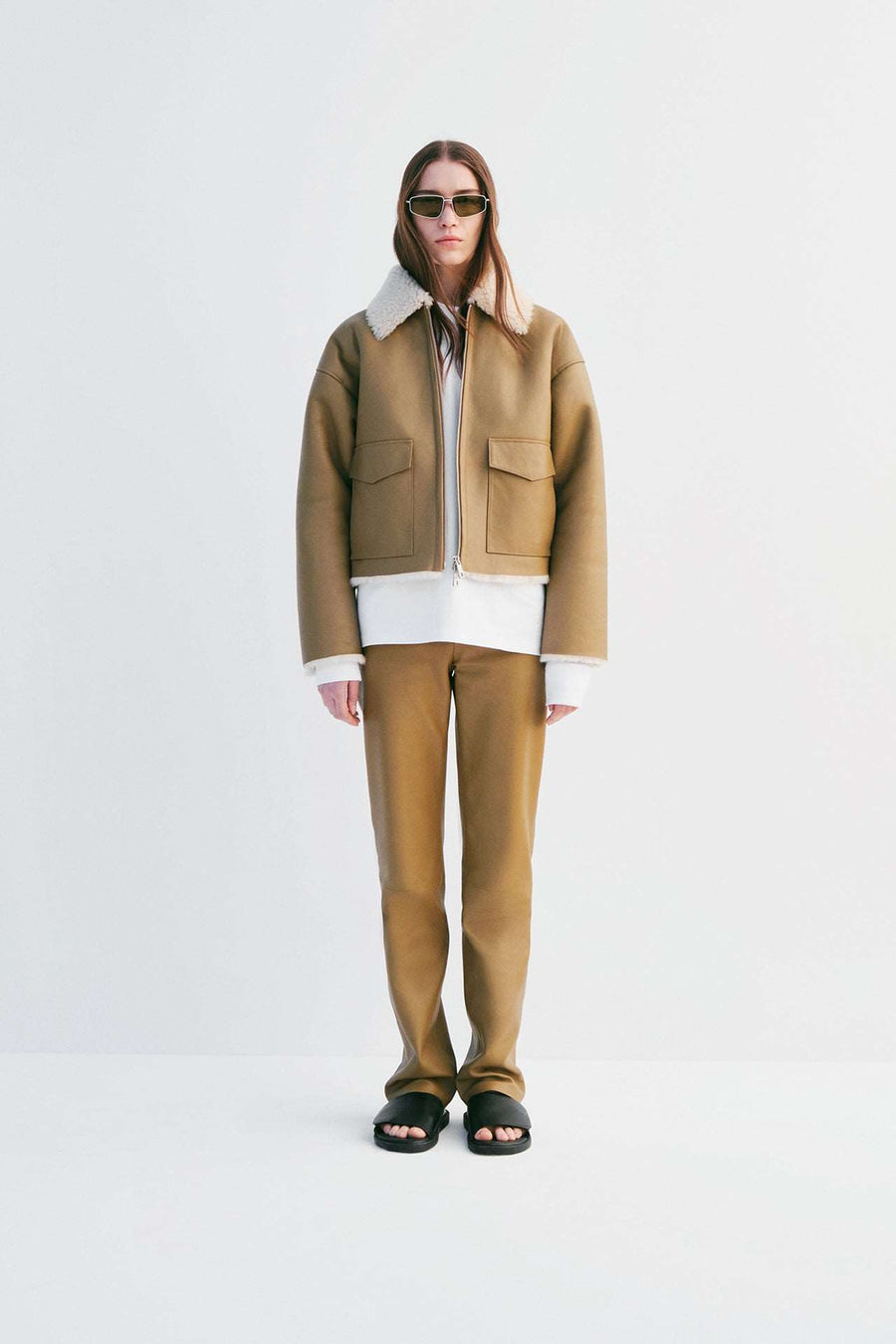 Cropped Chilling Shearling Jacket - Olive