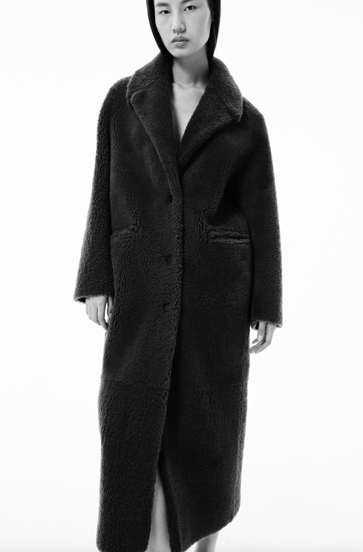 Diana V Neck '25 | Curly Merino Shearling - Dark Grey