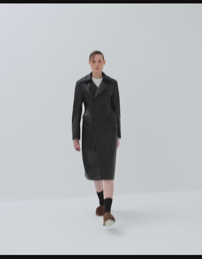Curvy Leather Coat - Black