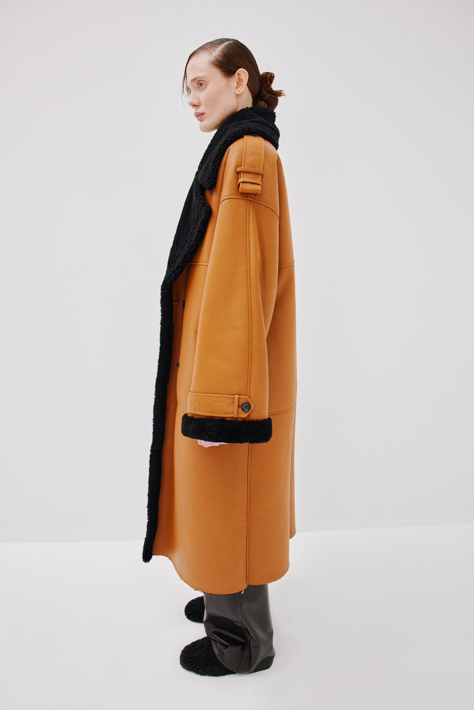Grace Coat | Icelandic Shearling - Black & Whisky