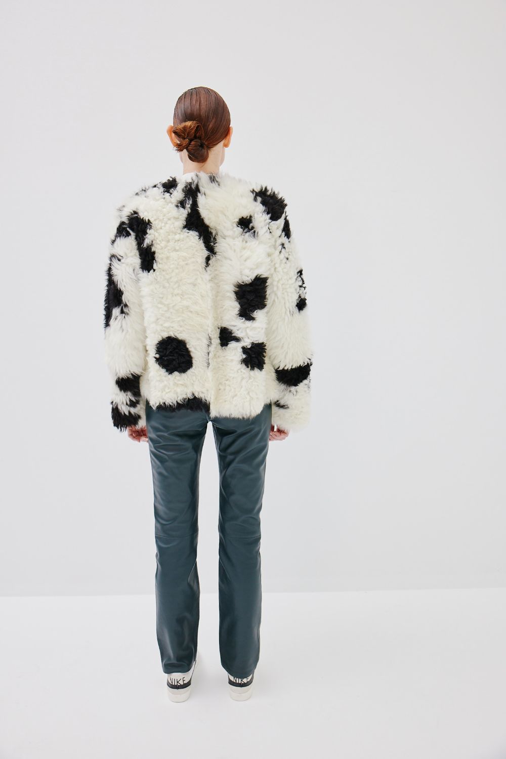 "New Baby" Shearling Fur Coat - B&W Naturally Dotted - Common Leisure 
