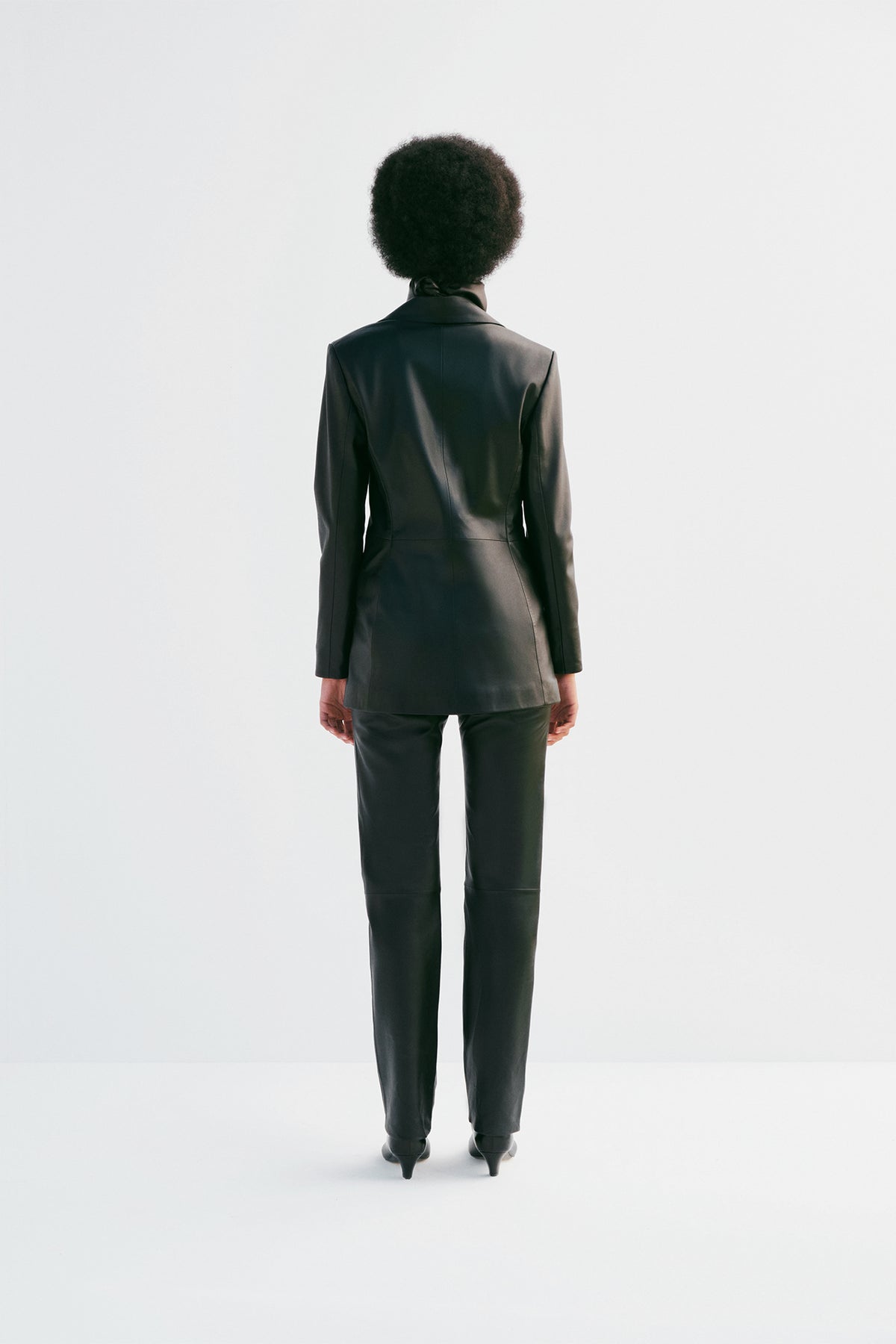 Classic Blazer Suit Jacket - Black - Common Leisure