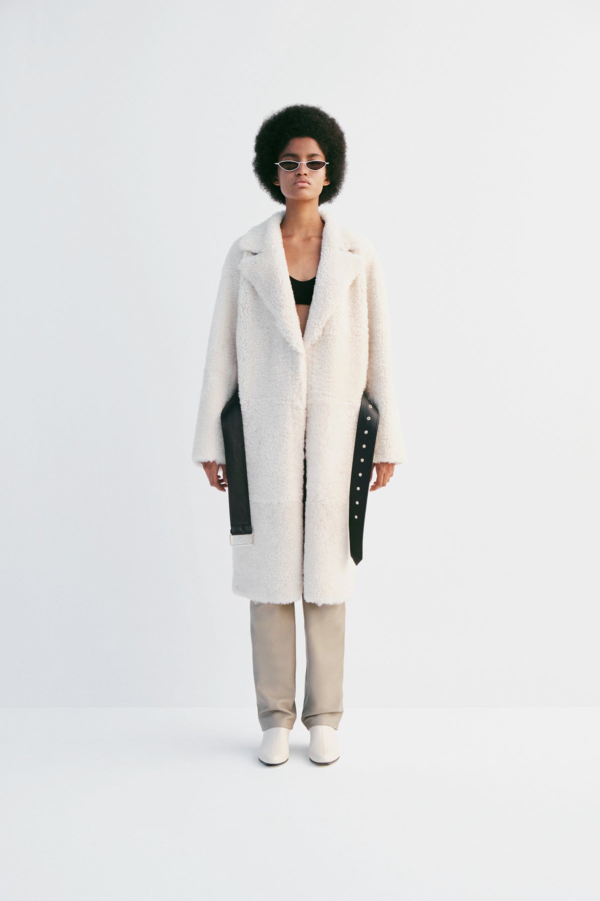 "Love" Shearling Coat - Ivory - Common Leisure 
