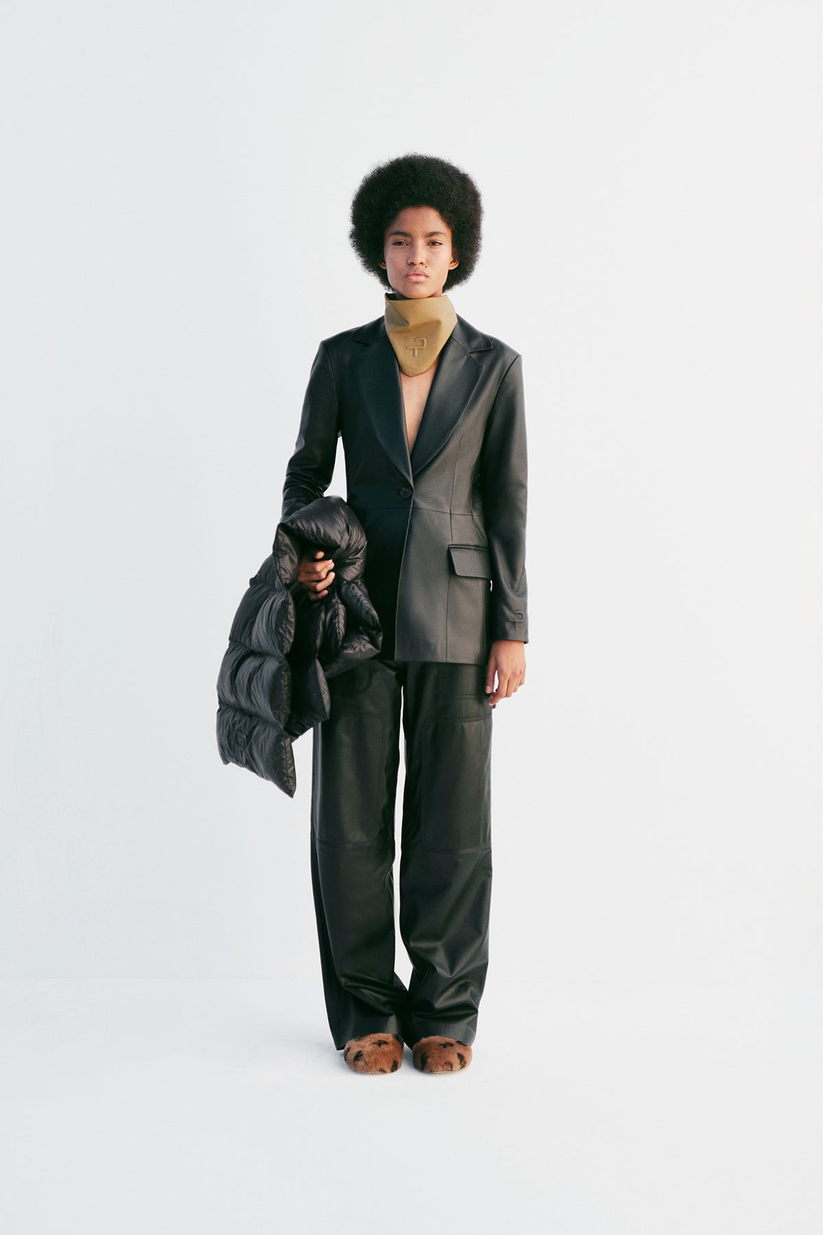 Classic Blazer Suit Jacket - Black - Common Leisure