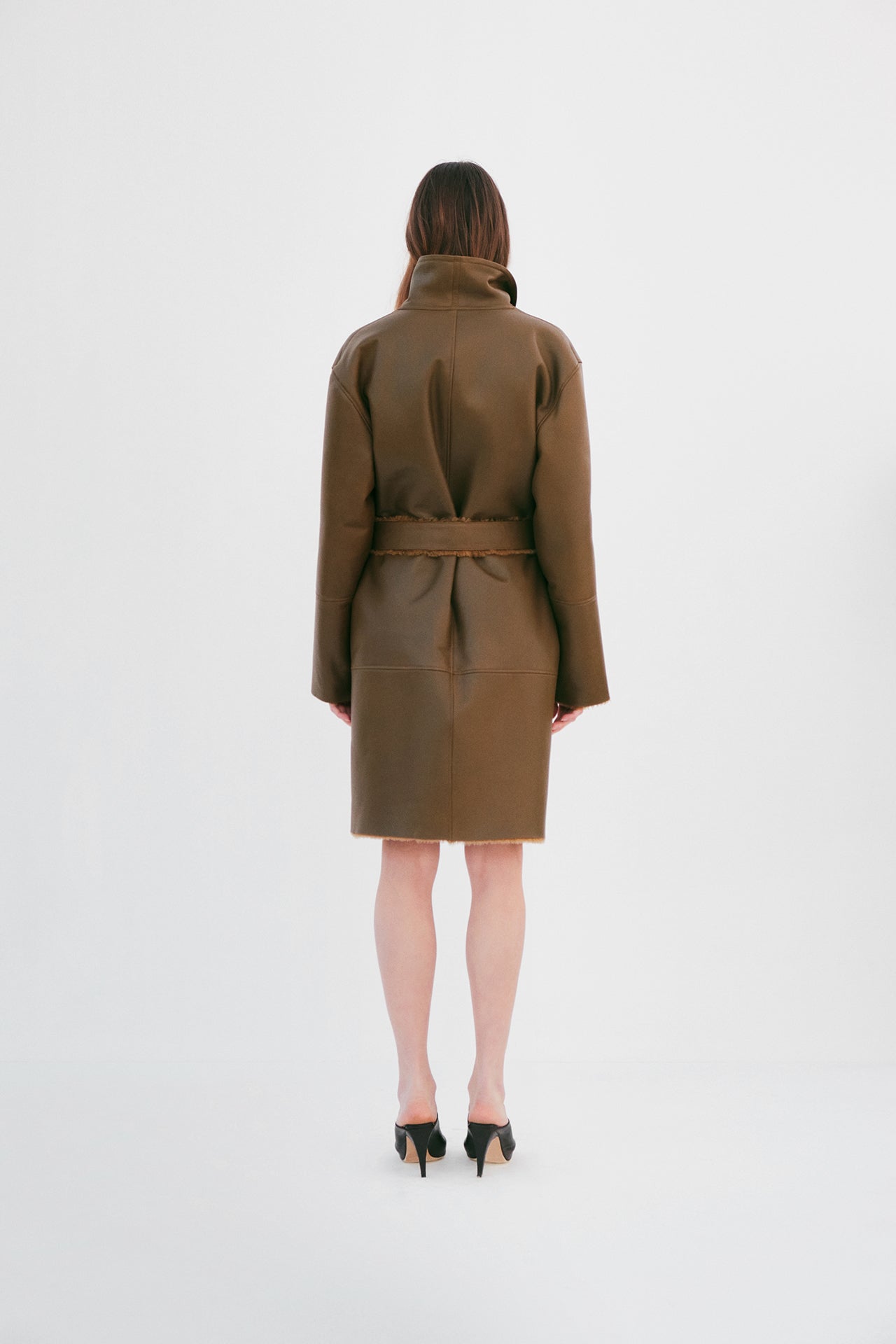 "Robe" Shearling Coat - Olive - Common Leisure 